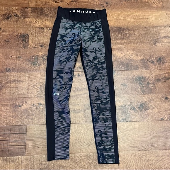 Under Armour Womens compression leggings Sz medium heat gear full length - Picture 1 of 5